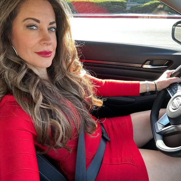 Meet your Posher, Alexis - Picture 10 of 15